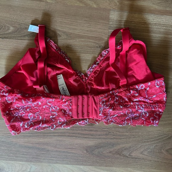 🆕 Victoria's Secret lipstick Bows Curvy Scarlet Lace Bralette - Picture 6 of 9